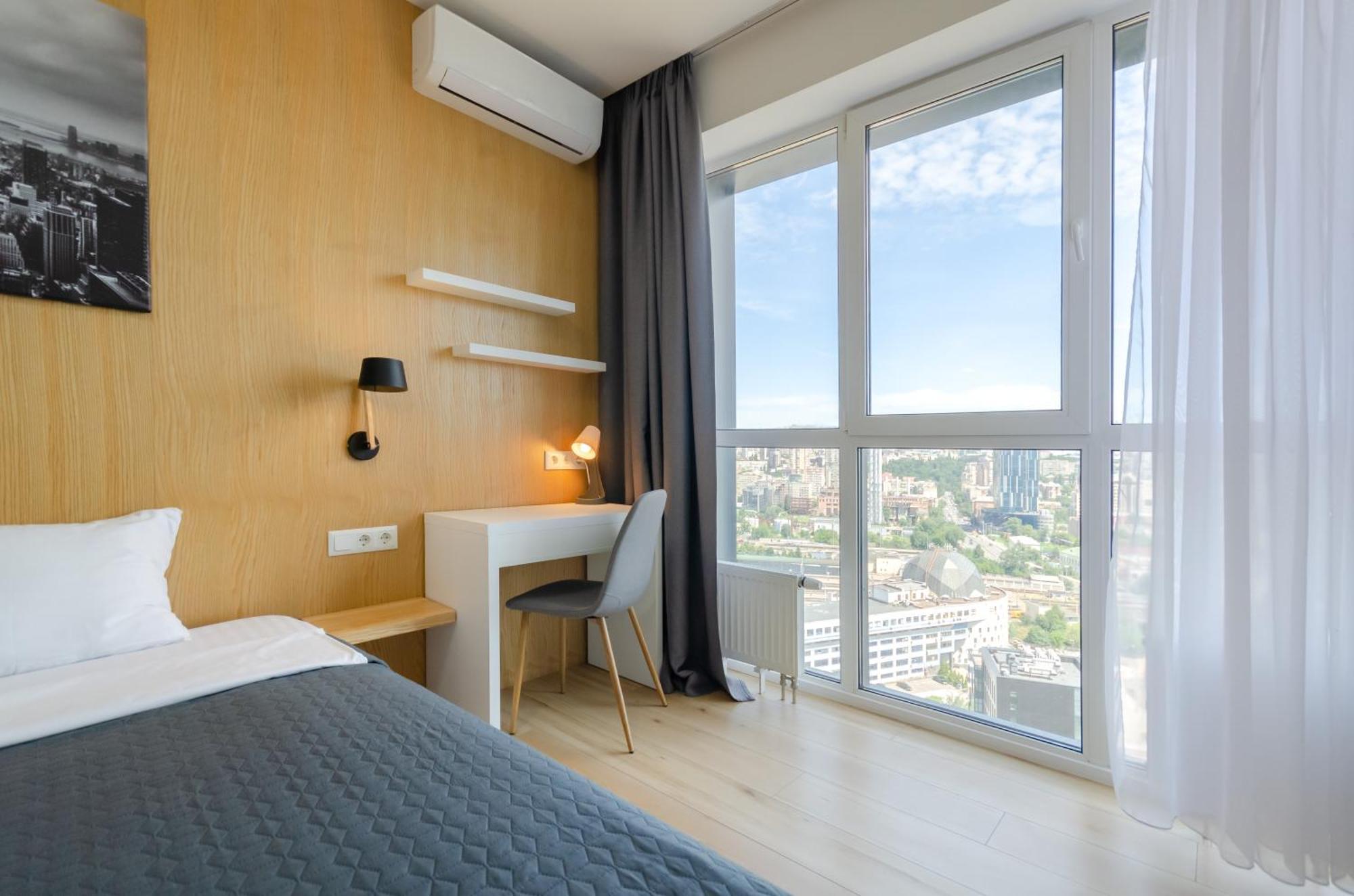 Petrovdom 205-206 Panoramic City View Apartments At Rc Kvartet, Central Railway Station Kiev Exterior foto